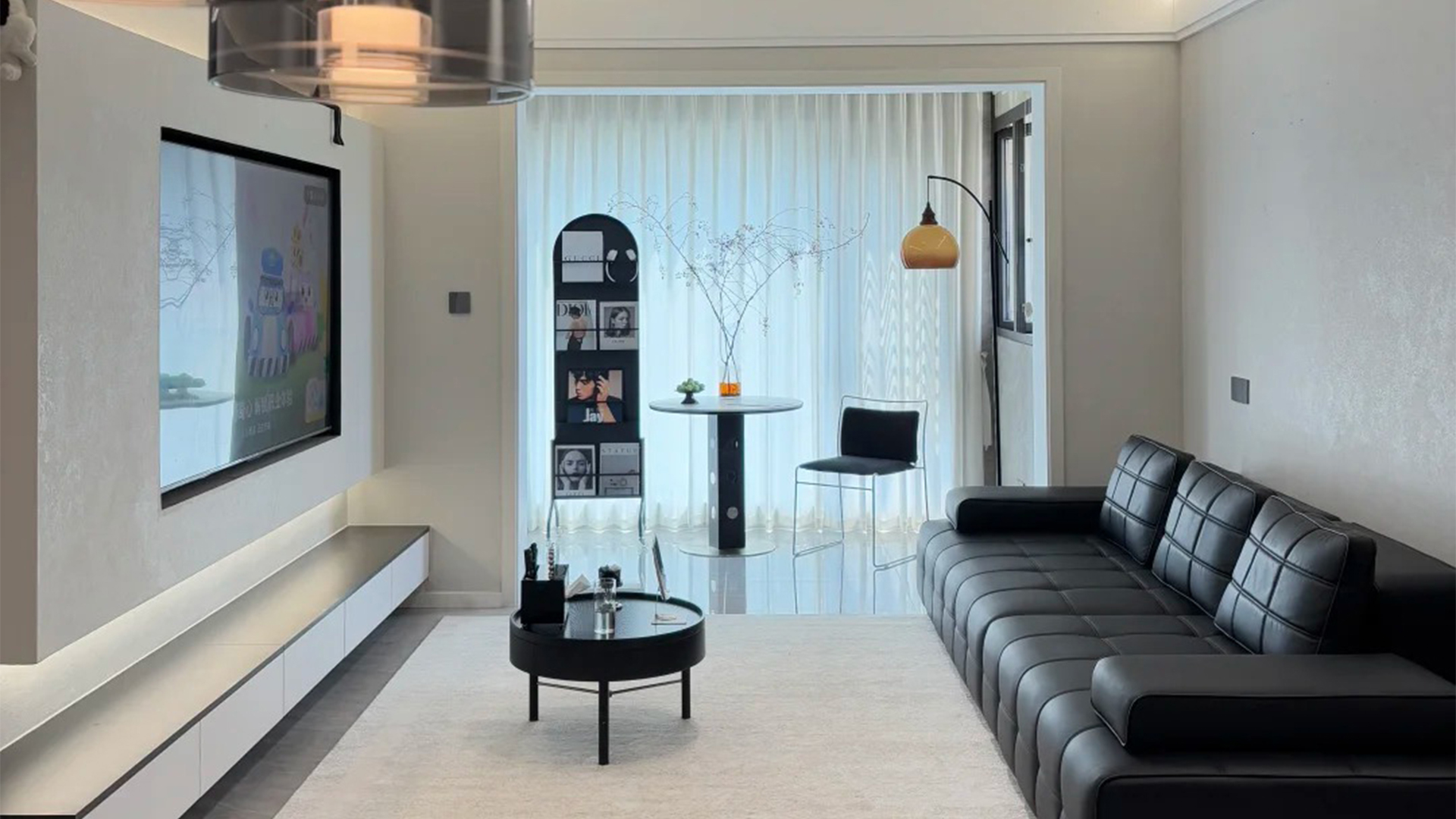 現(xiàn)代簡約風(fēng)|黑白極簡空間設(shè)計，高級感自然流露